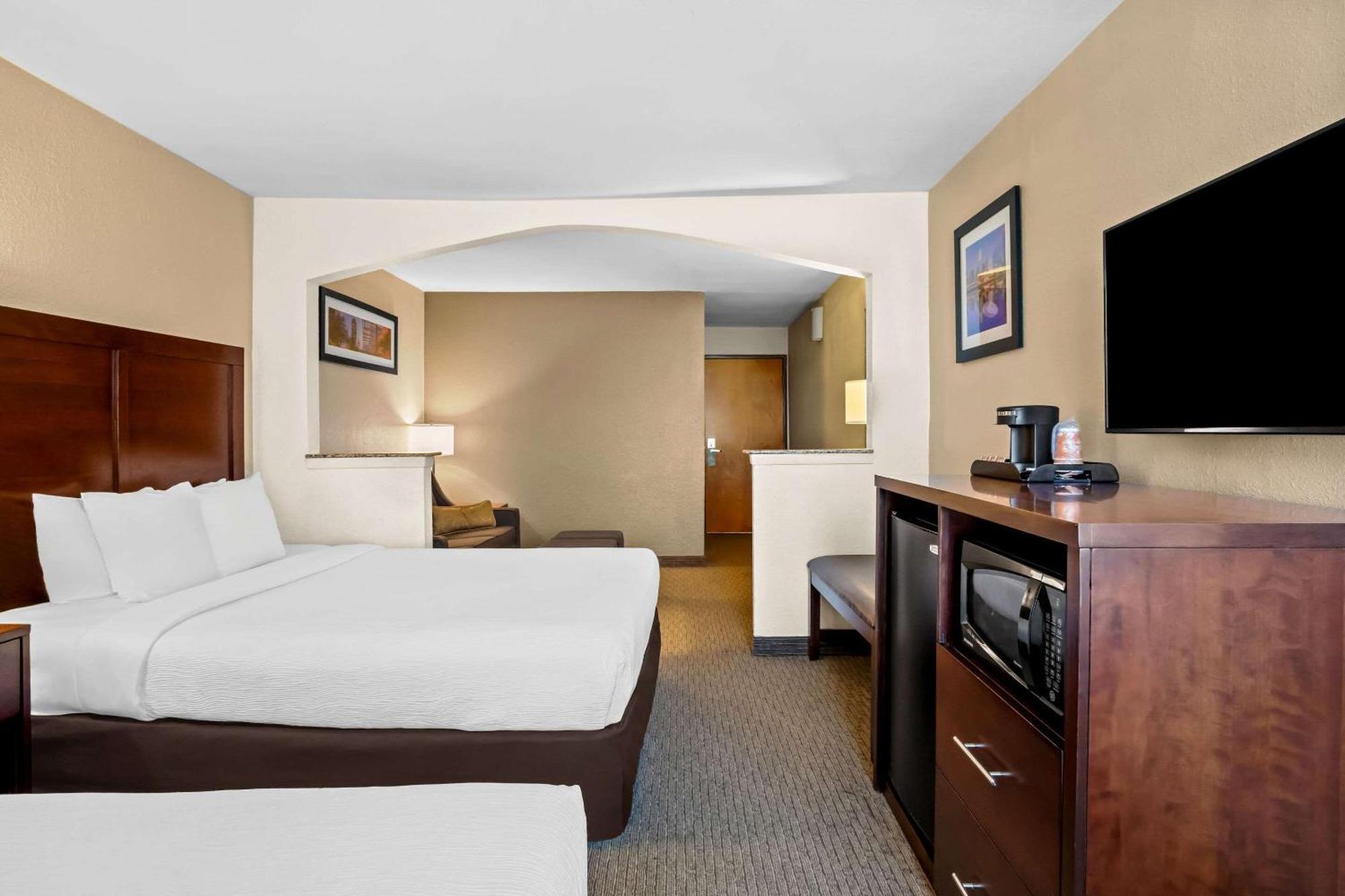 Quality Suites Irving-Las Colinas 외부 사진