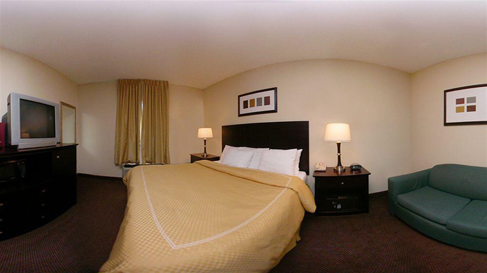 Quality Suites Irving-Las Colinas 외부 사진